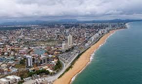 Ipatinga x Macaé — Minério ou Mar? Natureza e trabalho lado a lado