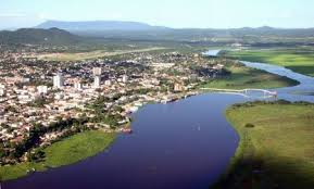 🐊 Corumbá x 🛡️ Caçapava: O berço pantaneiro ou a sentinela do Vale?