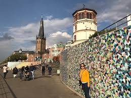 Itu (Brasil) vs. Düsseldorf (Alemanha): Dois Estilos de Construir