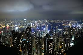 Blumenau vs. Hong Kong: Um Diálogo entre Tradição e Inovação na Construção Civil