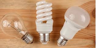 A Luz que Ilumina e a Luz que Transforma