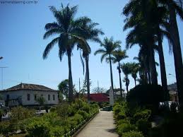 🌿 Valença x ⛏️ Esmeraldas: História colonial fluminense ou desenvolvimento mineiro próximo à capital?